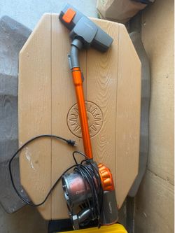 Light weight vacuum