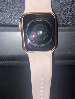 Apple Watch series 5 pink