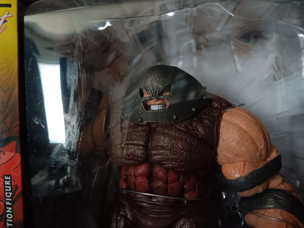 Diamond Select JUGGERNAUT FIgure New