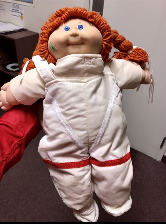 This is an astronaut cabbage patch kid in good shape.