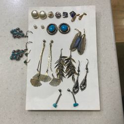 Miscellaneous Earrings 