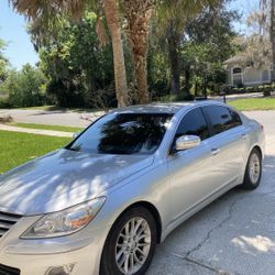 2011 Hyundai Genesis