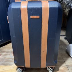 Samsonite Tennyson Carry-On Luggage