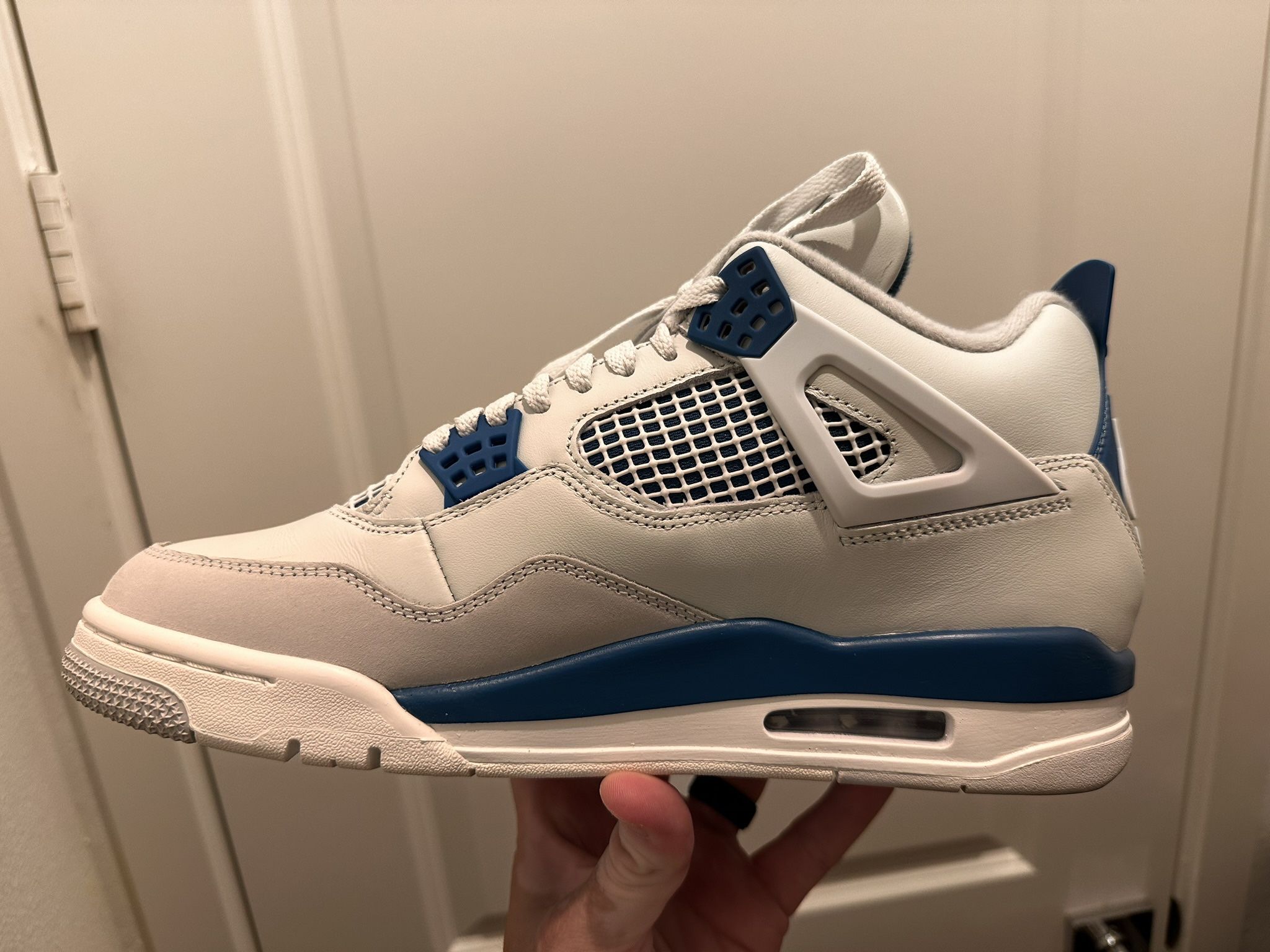 Air Jordan 4 Retro “Military Blue” - Size 9.5