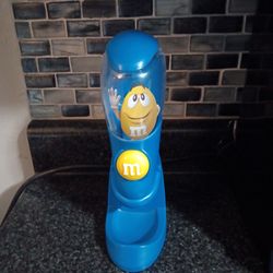 m & m dispenser