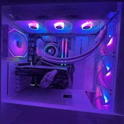 White custom PC 6650xt 