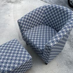 Tub Chair With Ottoman In Good Condition $40 Firm On Price