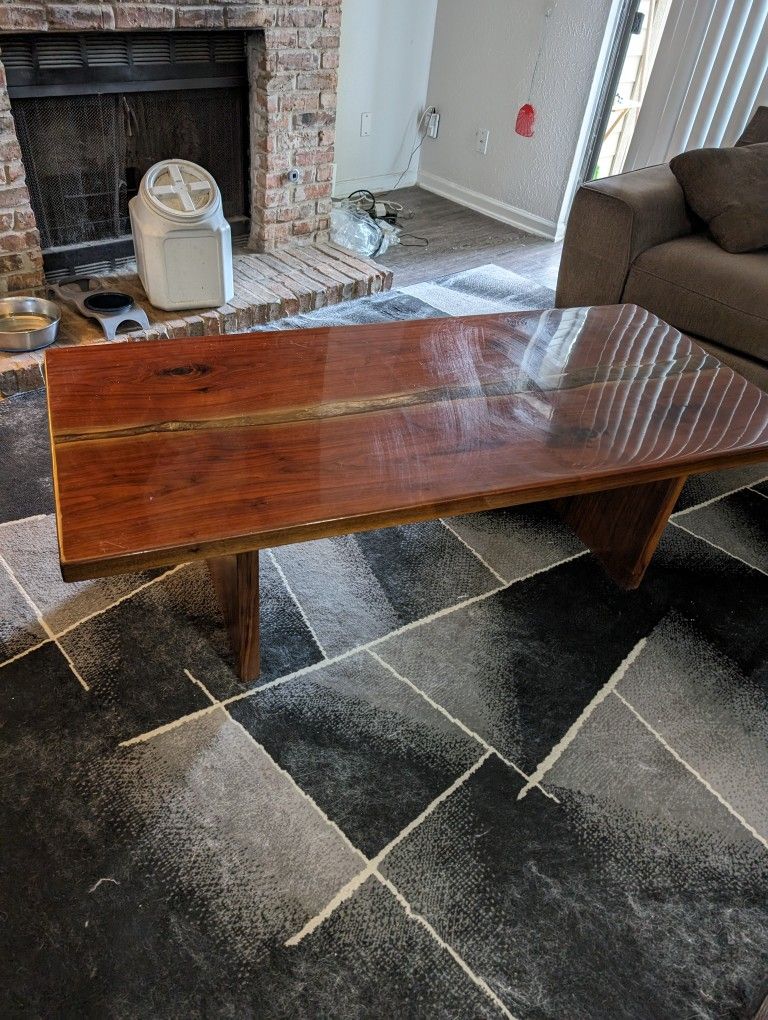 Custom Wood Acrilic Coffee Table