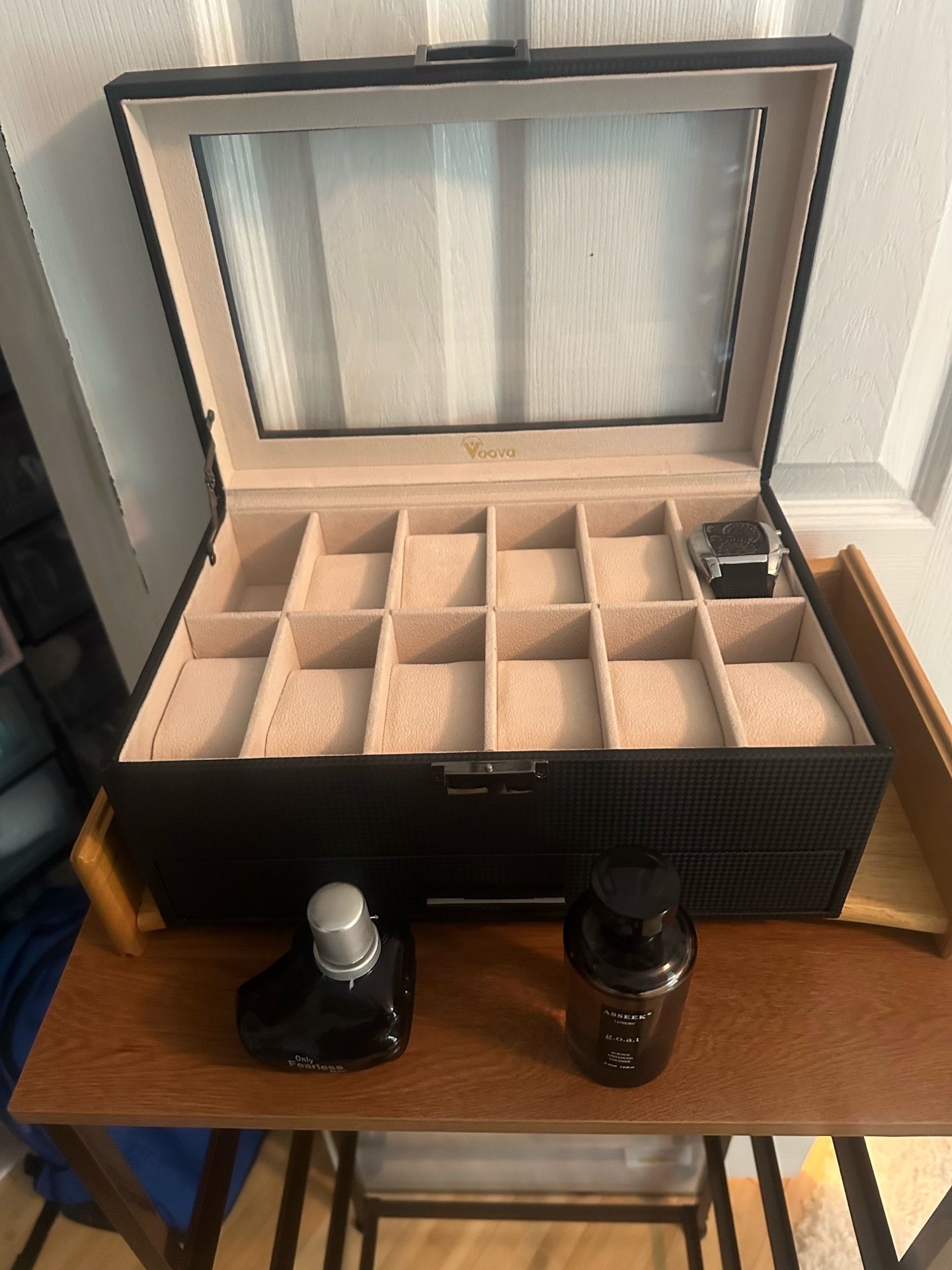 Men’s watch case.