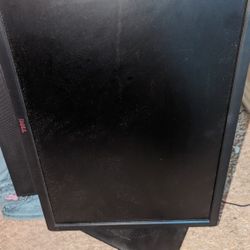 24" Monitor With Speaker!  HD Perfect For Laptops