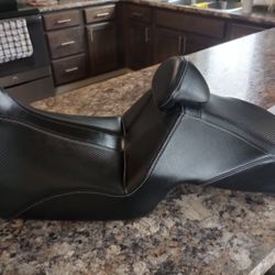 Saddlemen Seat For Harley Davidson Pan American.
