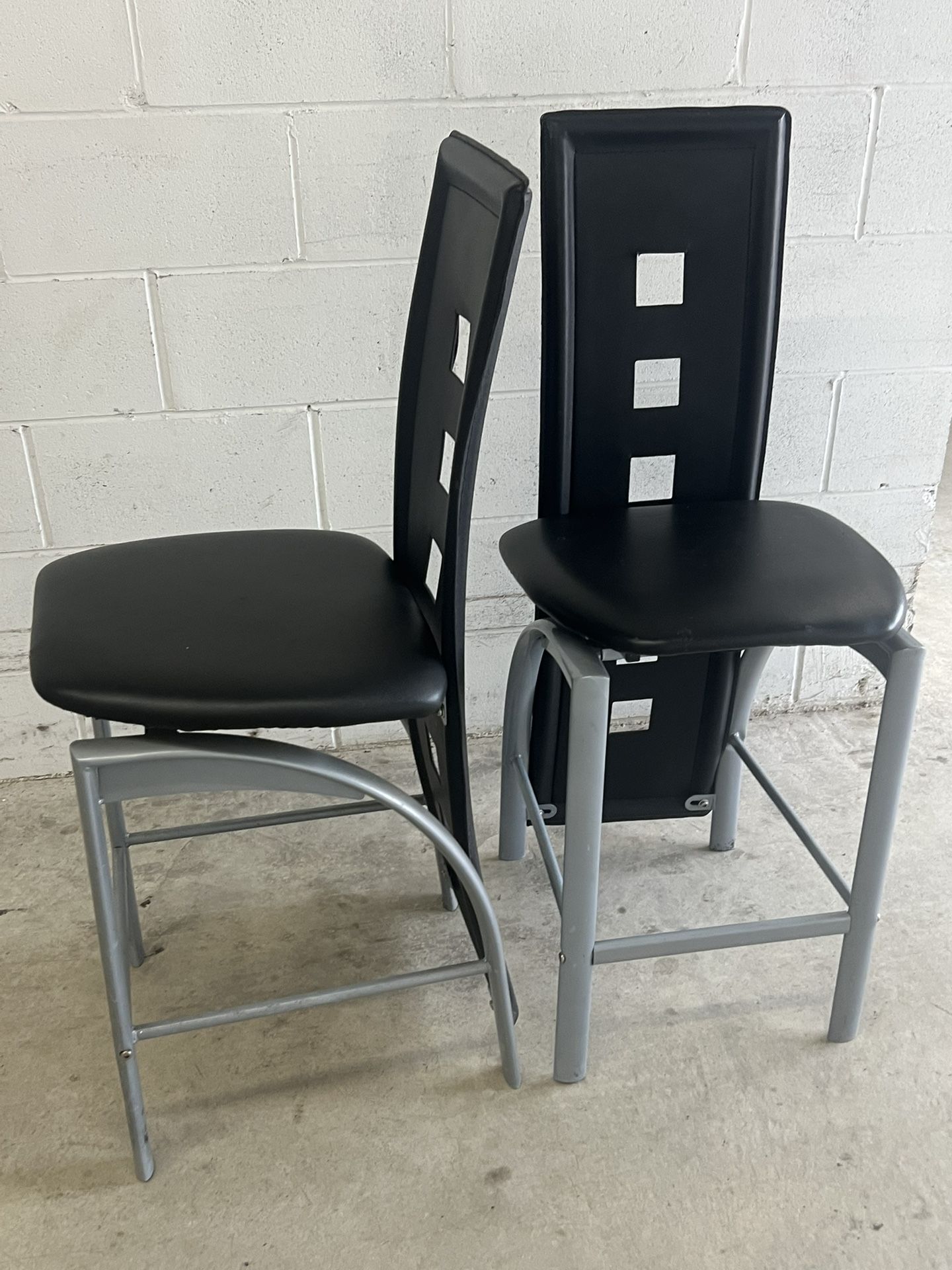 Modern Dining Chair  Tuxedo Black