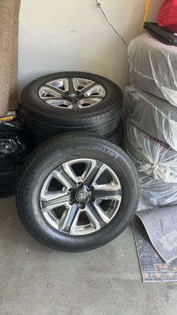 2017 Toyota Tacoma Limited OEM Wheels