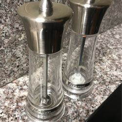 Cole & Masón Pepper/Salt Mill Set