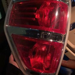 Drivers Side 09-14 Ford F150 Taillight 