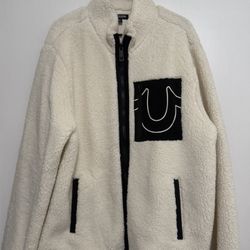 True Religion XXL Sheep like Sweater