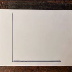 SEALED MACBOOK AIR M4 16GB RAM 512GB HD (STARLIGHT)