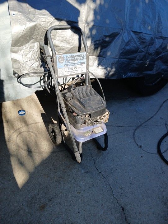 Campbell Hausfield 2200 PSI Pressure Washer