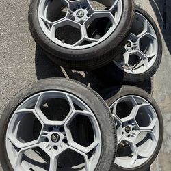 2023 Lamborghini Urus