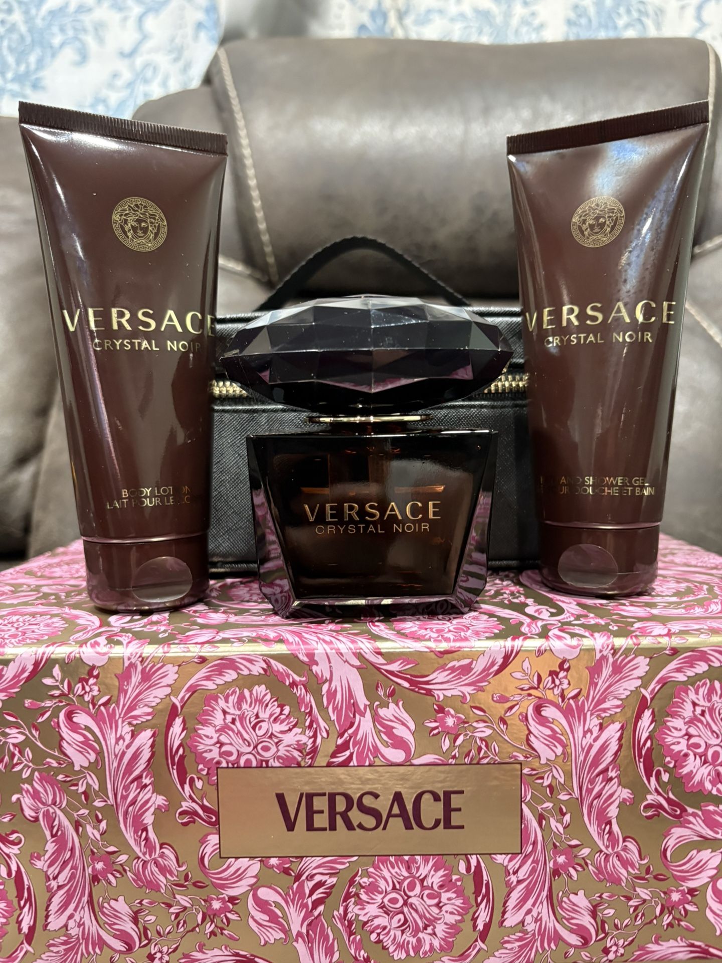 Versace Crystal Noir Perfume Set