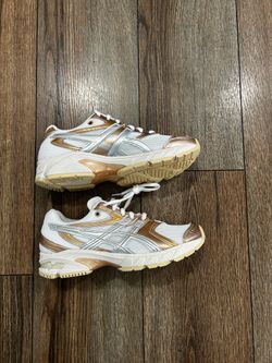 asics women’s shoes