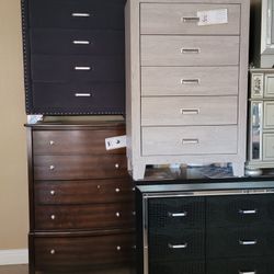 Tall Dresser Of Drawers ! On Sale! 