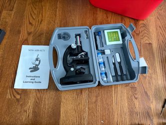 Realistic Play Microscope With Slides, Test Tubes, and Tools *BRAND NEW*