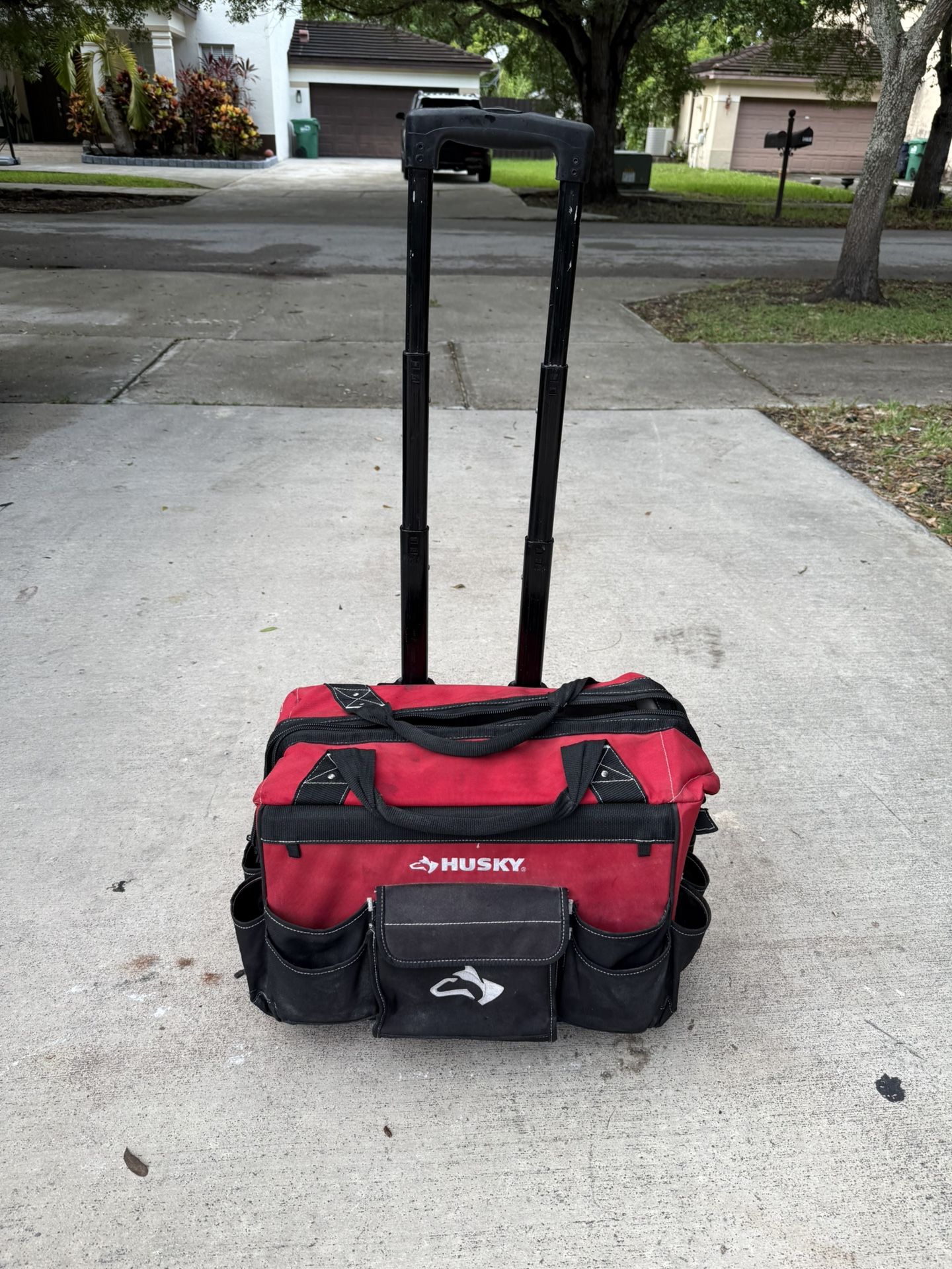 Husky tool bag 
