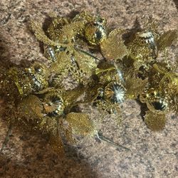 Christmas Decor Picks Gold