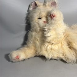 Hasbro JOY FOR ALL CREAMY WHITE Persian Companion CAT B7593 