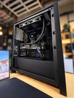RTX 3080 | Ryzen 7 | 2TB | 32GB | Corsair CASE | water cooled GAMING PC