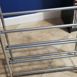 Nickel expandable shoe rack