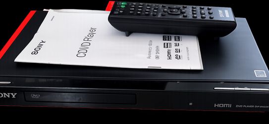 Sony DVP-SR500H DVD Player w/remote