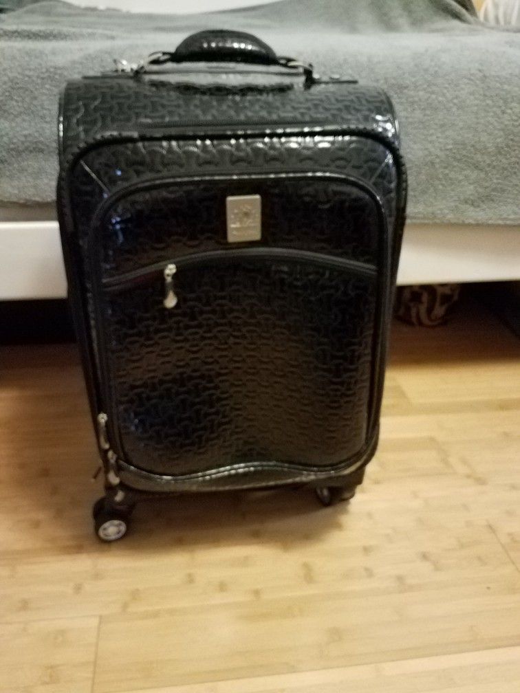 Jenni Chan Bows Upright Spinner Carry On Luggage