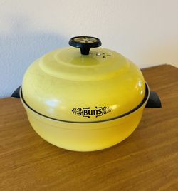 Vintage Mirro Bun Warmer