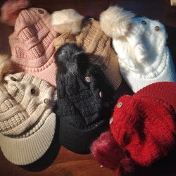 Women Visor Pom Pom Hats 