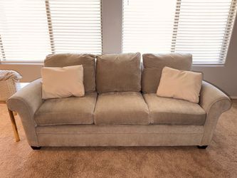Lazy boy 3 seat couch
