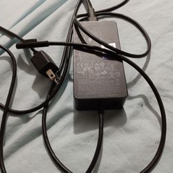 Microsoft Surface 102W Charger 