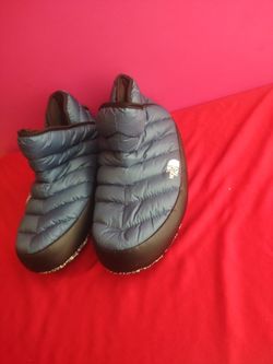 The North Face Insulated Thermoball Traction Booties Men's Size 9
