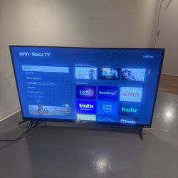 32” Onn tv with remote SMART TV