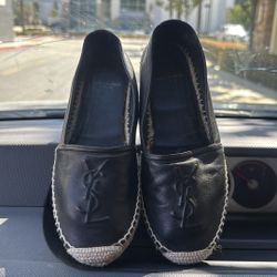 Authentic YSL Women’s Size 6 Leather Flats