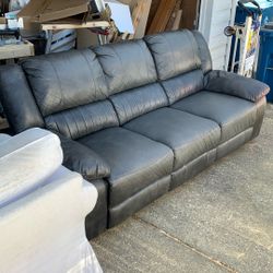 Free Black Reclining Couch 