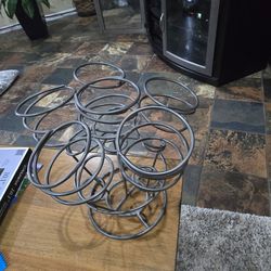 Wine bottle holder