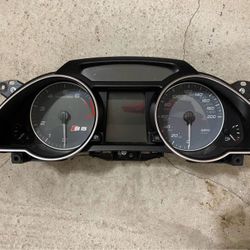 2008-2012 Audi s5 cluster