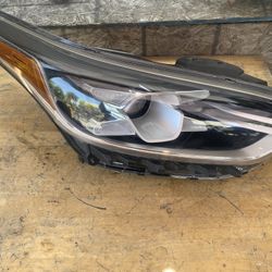 2019,2020,2021 Kia Forte Passenger Side Led Headlight