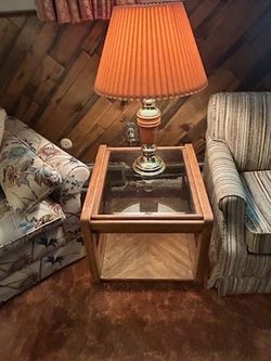 End table, side table