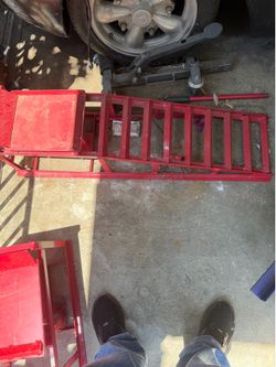 Hydraulic ramps