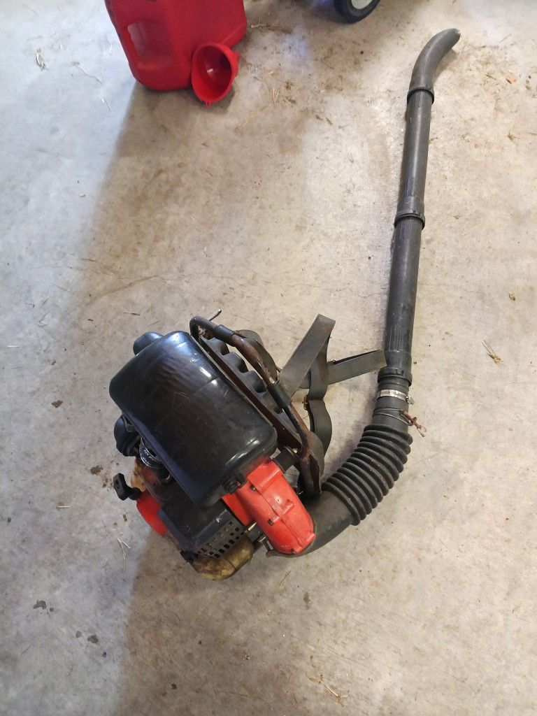 Shindaiwa Backpack Blower.