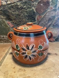 Mexican olla de barro