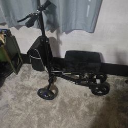 Knee Scooter (new)